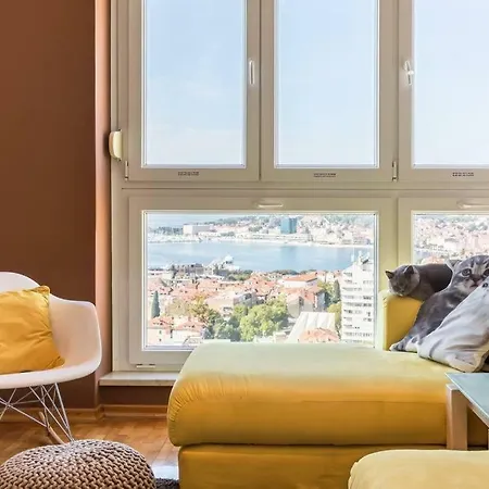 Penthouse Ema Apartment *