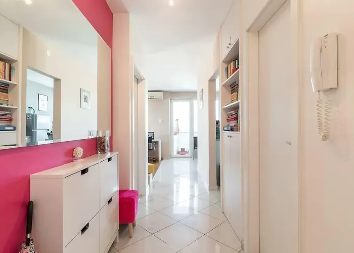 Апартаменты Penthouse Ema